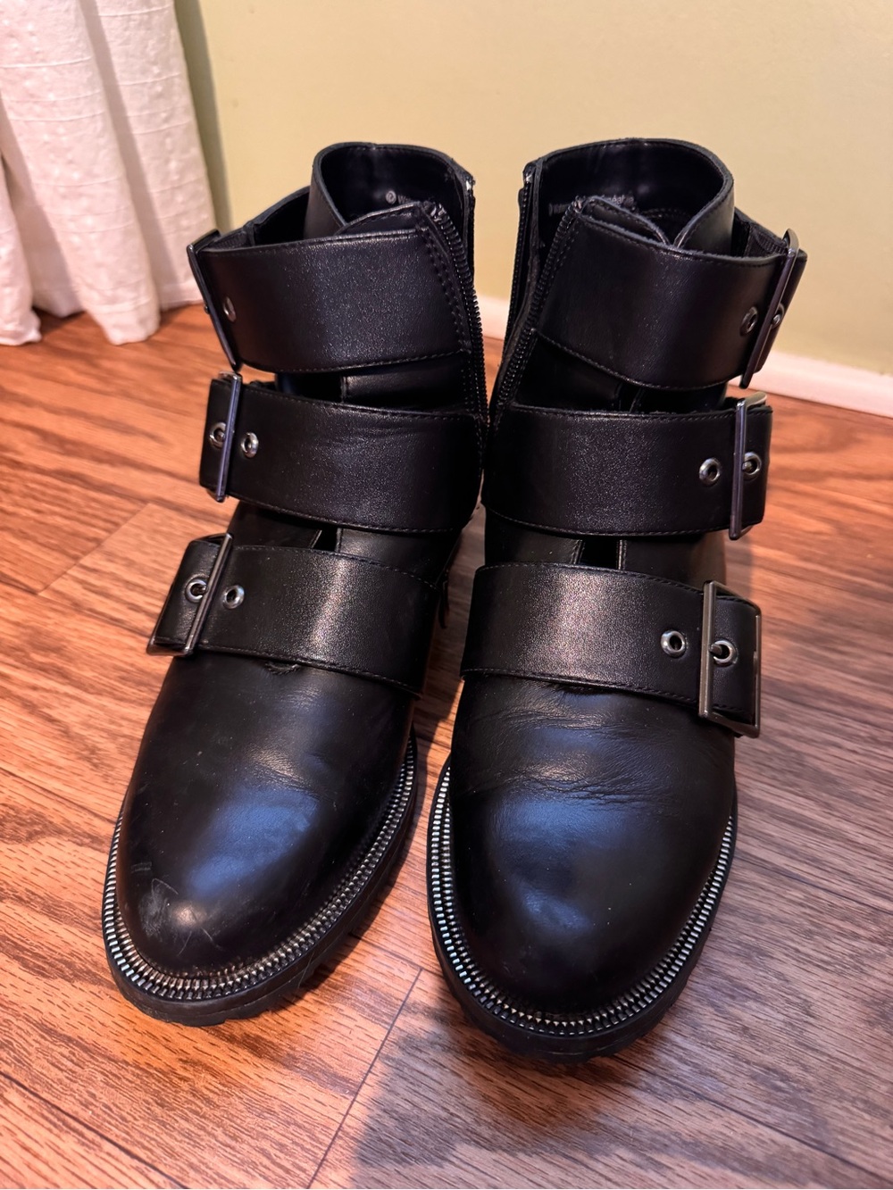 Blondo Black Triple-Buckle Leather Bootie - Picture 3 of 6